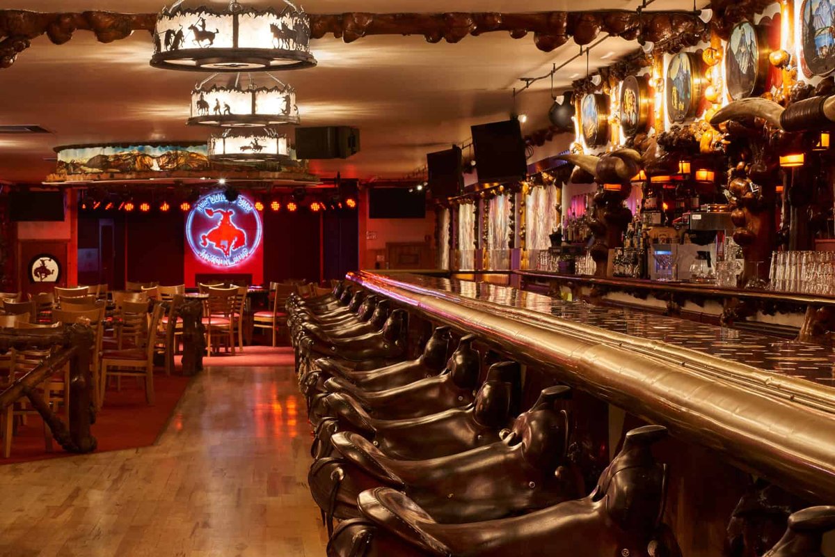 Luxury & Fine Dining in Jackson Hole Blends Mountain Sophistication and Western